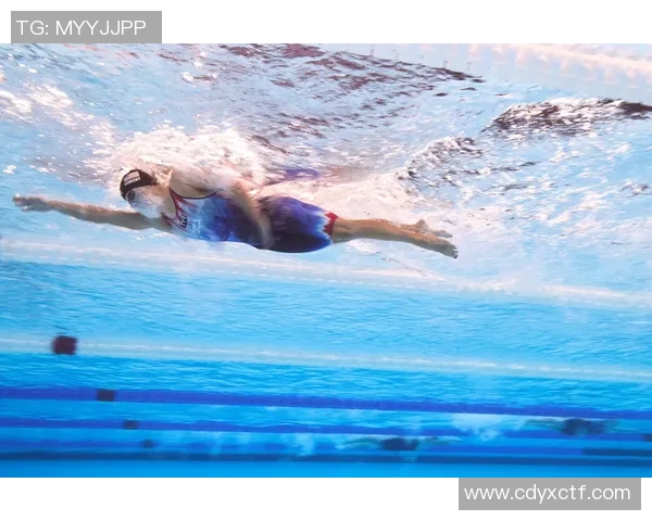 游泳明星带你畅游水世界:从训练到比赛的成长与挑战 游泳明星带你畅游水世界:从训练到比赛的成长与挑战