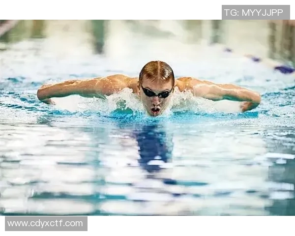 蝶泳技术解析与训练方法创新：提高速度与效率的关键要素